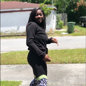 Meet your Posher, Aniya